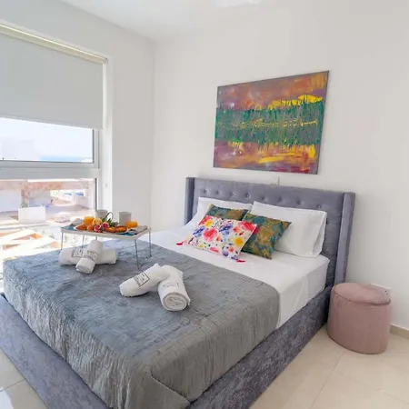 Dom wakacyjny Luxurioese Mit 4 Schlafzimmern- Pool Und Whirlpool By Interhome