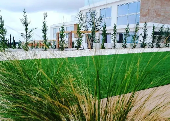 Luxurioese Mit 4 Schlafzimmern- Pool Und Whirlpool By Interhome * Pegeia