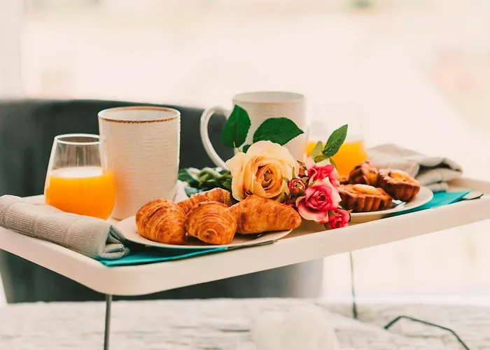 Prázdninový dům Luxurioese Mit 4 Schlafzimmern- Pool Und Whirlpool By Interhome Pegeia